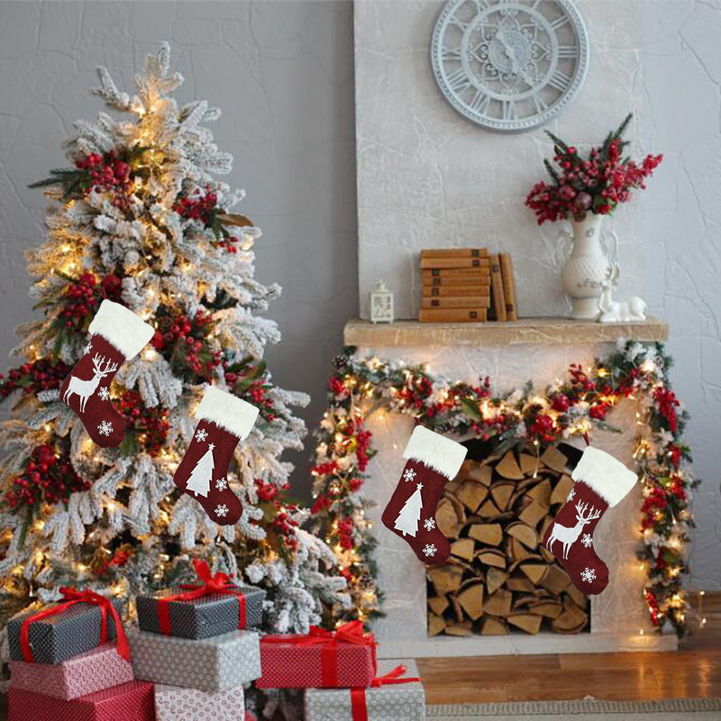 Calzini di natale con luci a L - Christmas Stocking Hanging recensione e prezzo
